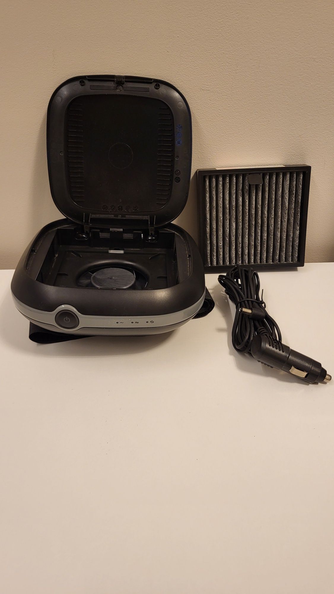 Oczyszczacz Philips goPure samochodowy