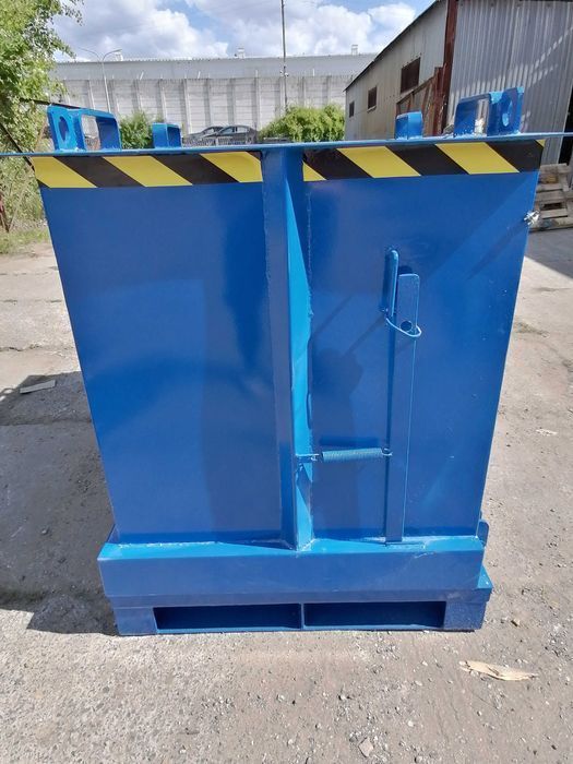 Pojemnik Z Uszami Do Widlaka Otwierane Dno - PMD 1000L kontener