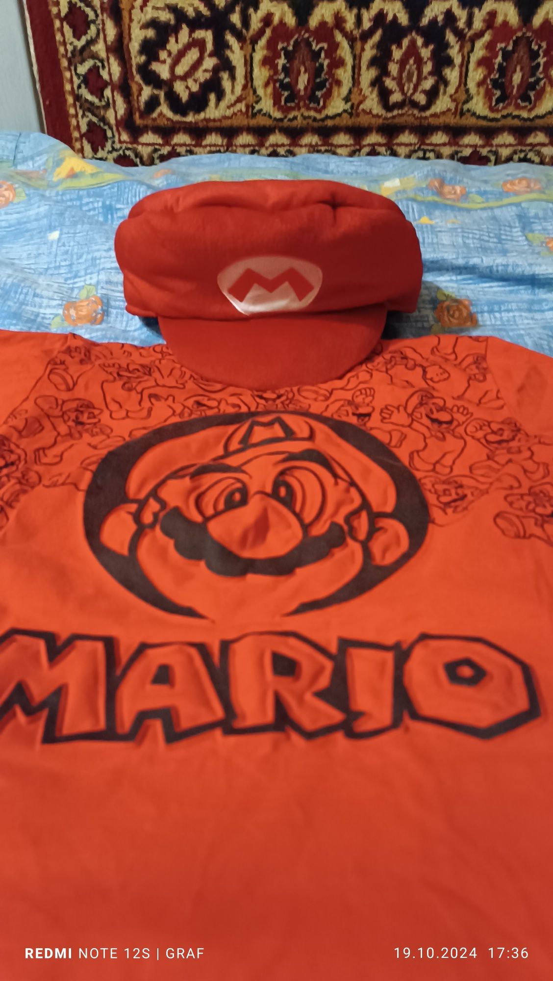Продам шапку супер Маріо!!!