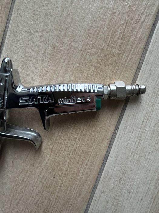 Краскопульт Sata minijet 4