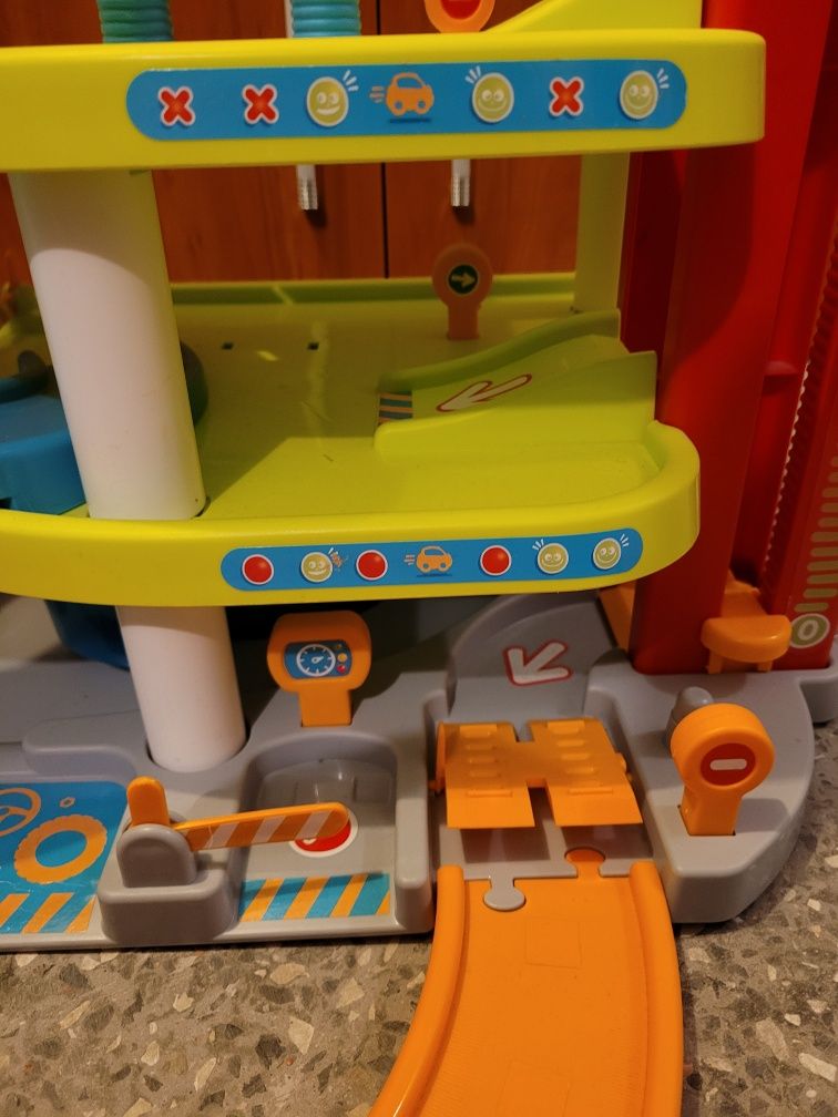 Smoby Duży garaż Vroom Planet 120401