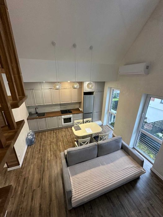 Здається дуплекс| Ріверсайд