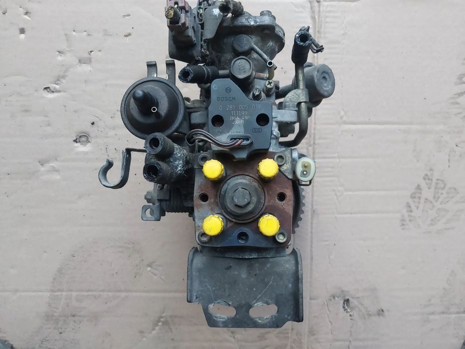 Pompa wtryskowa Mitsubishi 2.0TD Galloper Spacewagon Pajero MD326141 ZAWÓR ELEKTROMAGNETYCZNY POMPY WTRYSKOWEJ BOSCH 0281005019