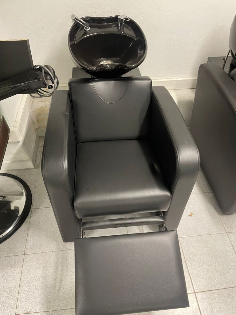 Vendo Matérial de Barbearia e Cabeleireiro