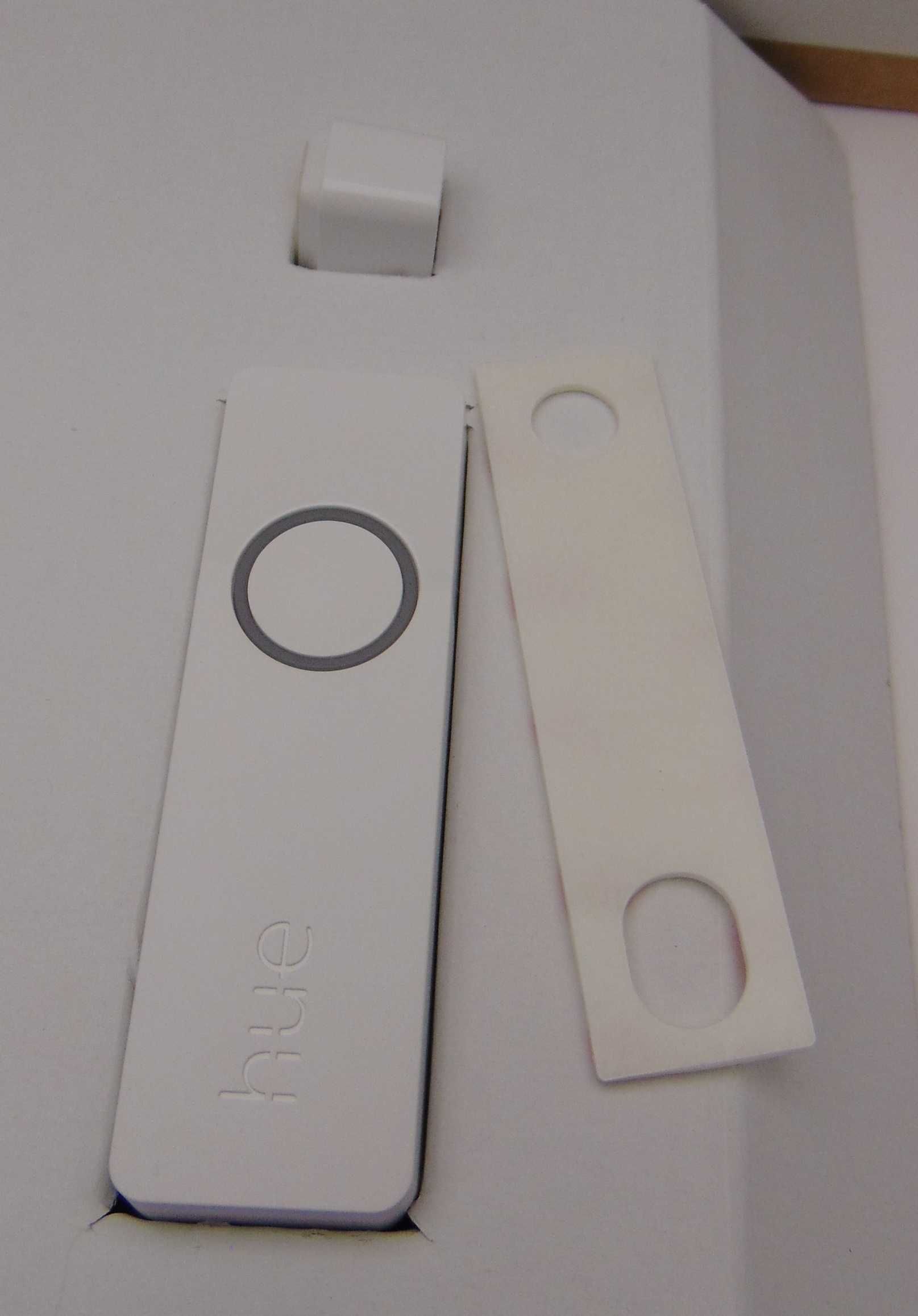 Philips HUE Secure CONTACT SENSOR # czujnik kontaktowy na OKNO i Drzwi