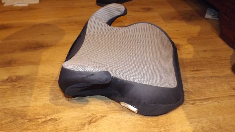 podstawki, foteliki samochodowe i rowerowy 0-36 kg 10 rodzaji