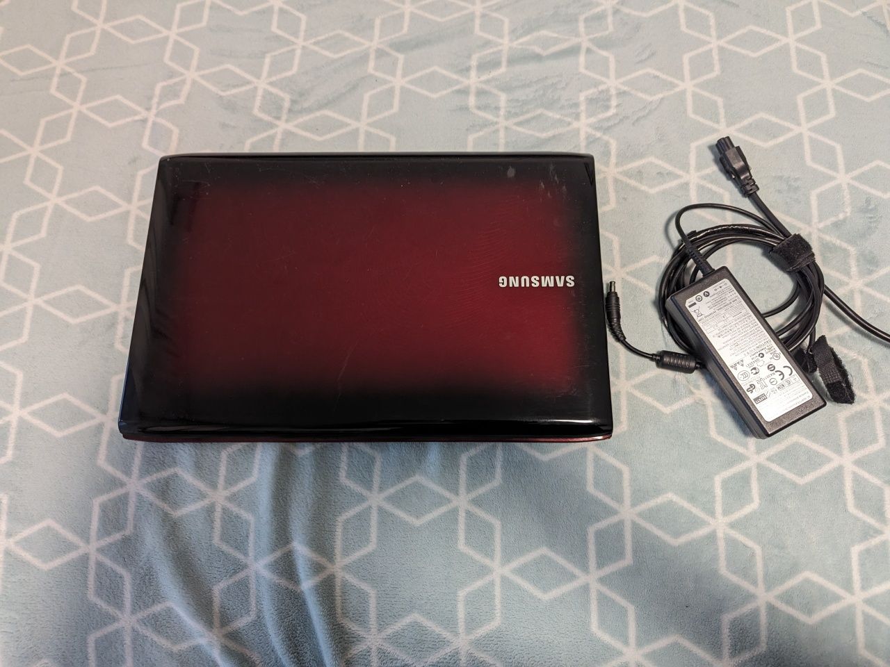 Samsung R580 i5 4gb ram 500gb