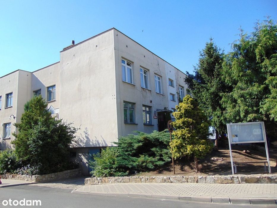 Przemków, ul. Akacjowa 7 atrakcyjny budynek biurow