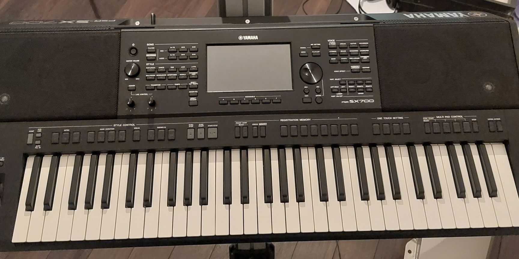 Yamaha PSR SX 700