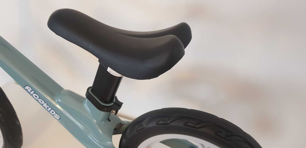 Ultralekki rowerek biegowy magnesium Ricokids RC-620