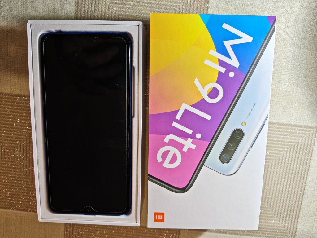 Xiaomi mi9 Aurora Blue