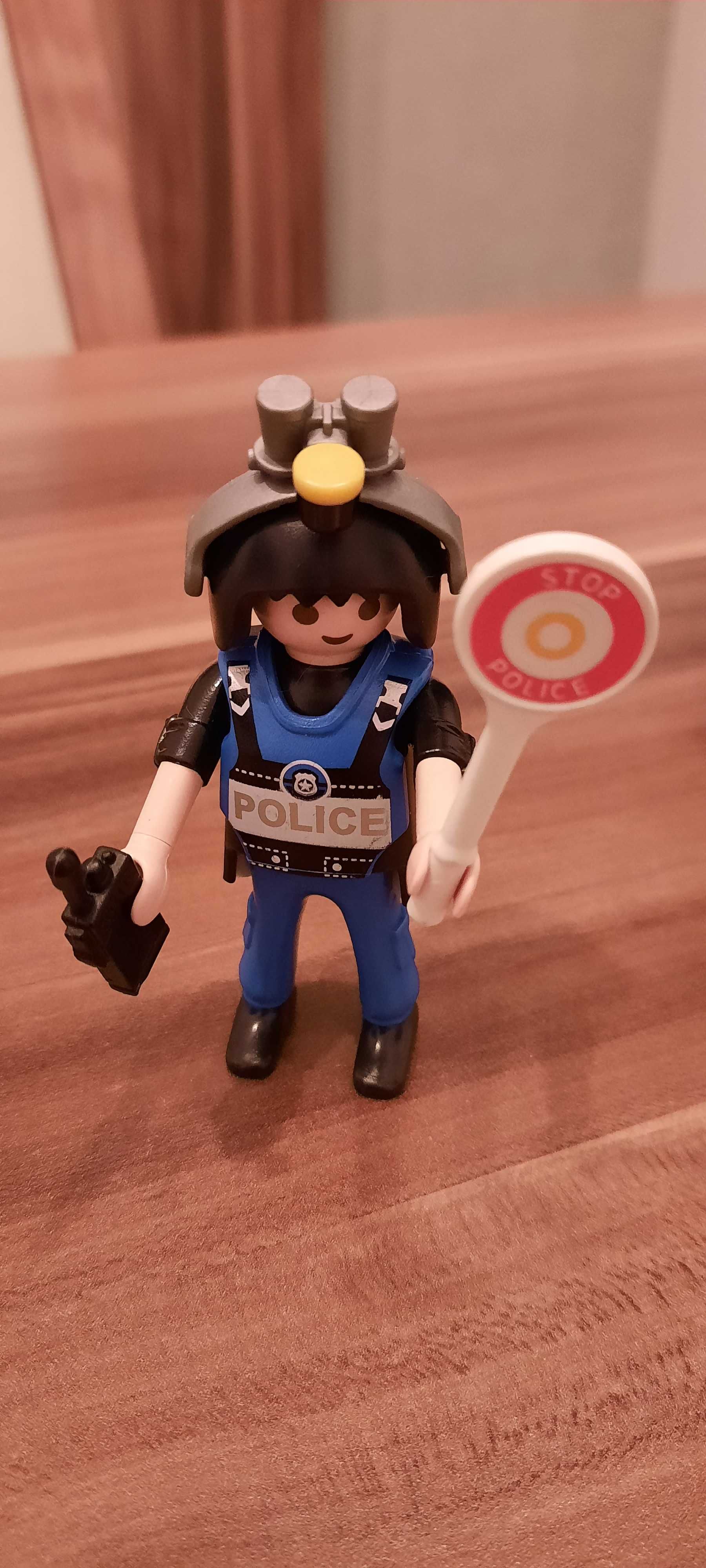 Policjant Playmobil