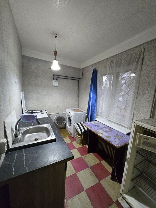 Продам 3-комнатную квартиру.V