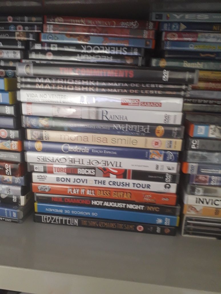 Set de dvd filmes e outros