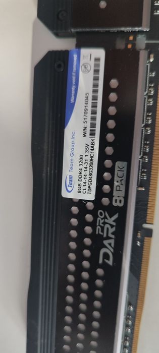 2x8 16gb ddr4 3200hz Team group prodark64575426258434121