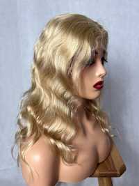 Przepiękna falowana peruka włosy naturalne blond jasna