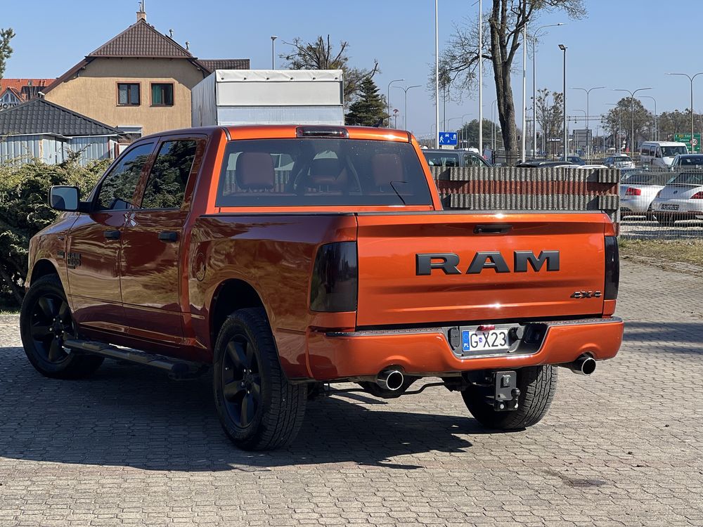 Dodge RAM 1500 5.7 Hemi 8 biegów 4x4 tylko 59 tys km Gwararancja