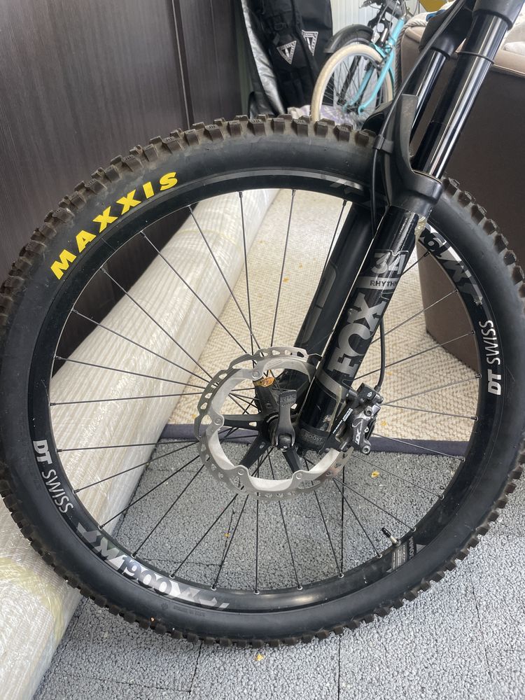 Bicicleta FOCUS MTB Full Suspension FOX 34