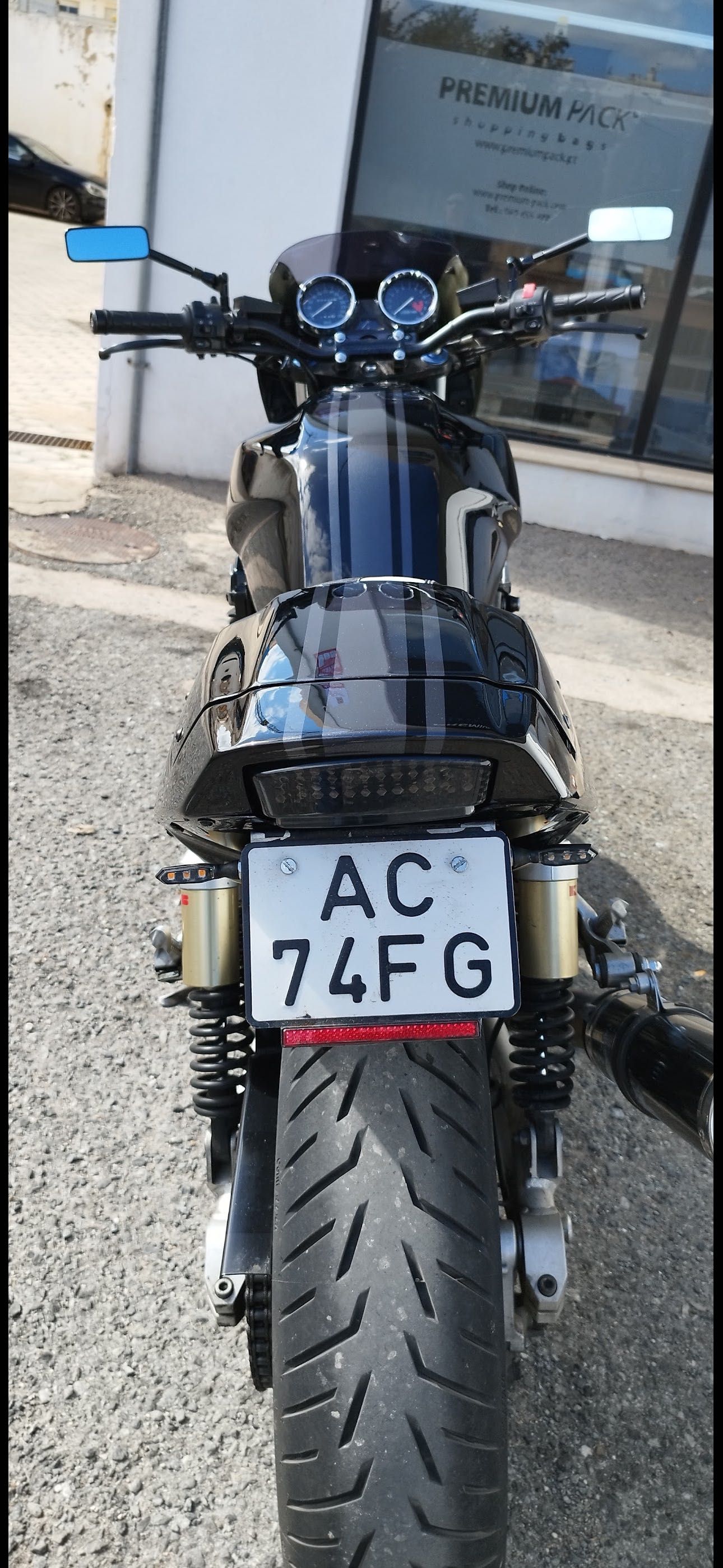 Kawasaki ZRX 1100