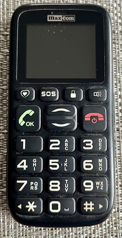 Telefon MaxCom MM428BB dla seniora
