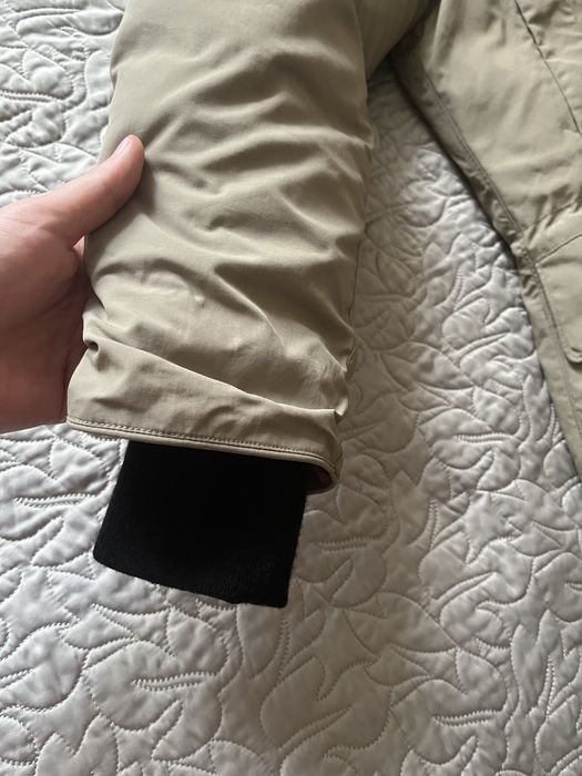 Унісекс пуховик Everest 40 розміру