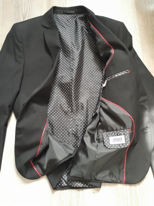 polski garnitur męski czarny efektowny 176