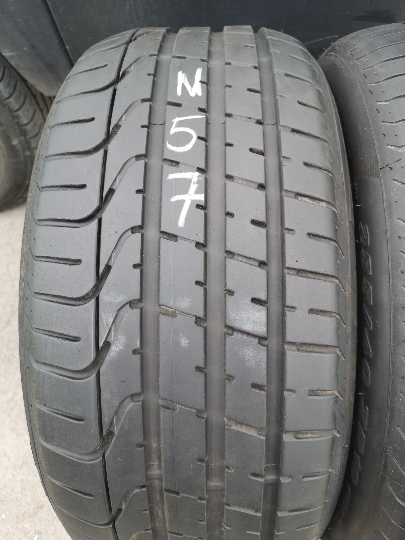 Opony letnie 255/40/19 Pirelli 2szt 6,5mm