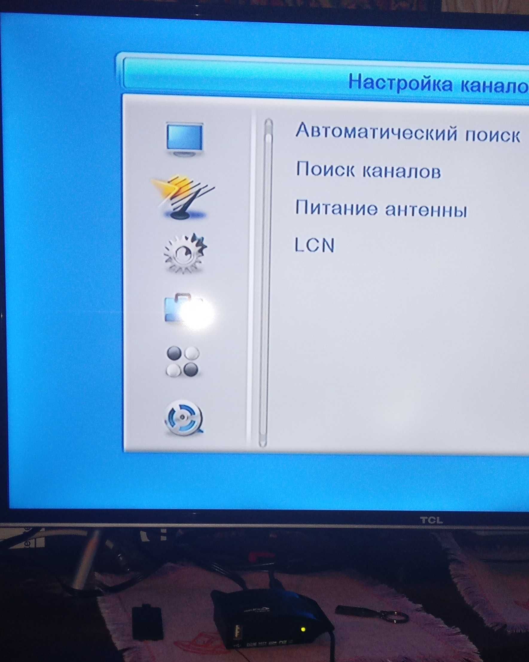 Тюнер DVB-Т2, приставка медіаплеєр до телевізора