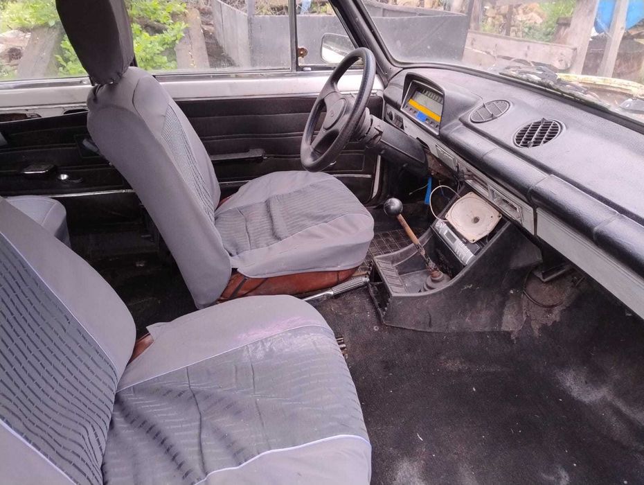 Автомобіль ВАЗ 2102