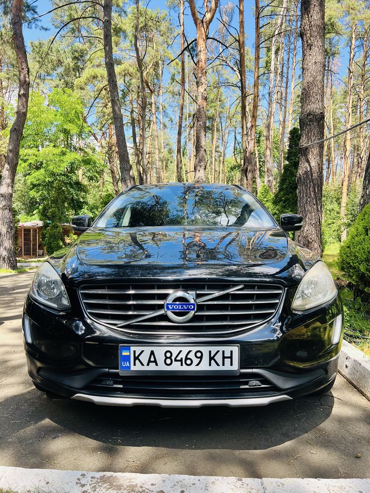 Авто Volvo xc60 2016 рік