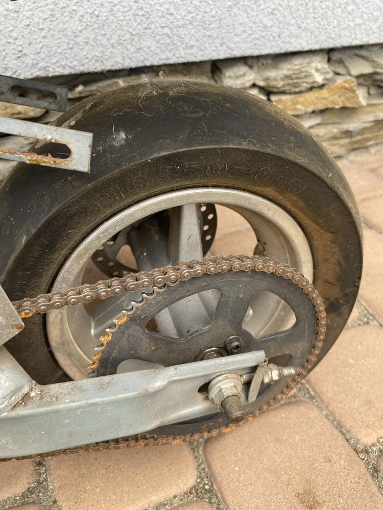 Motorek spalinowy