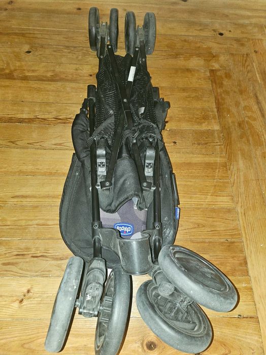 Carrinho passeio chicco, capa chuva