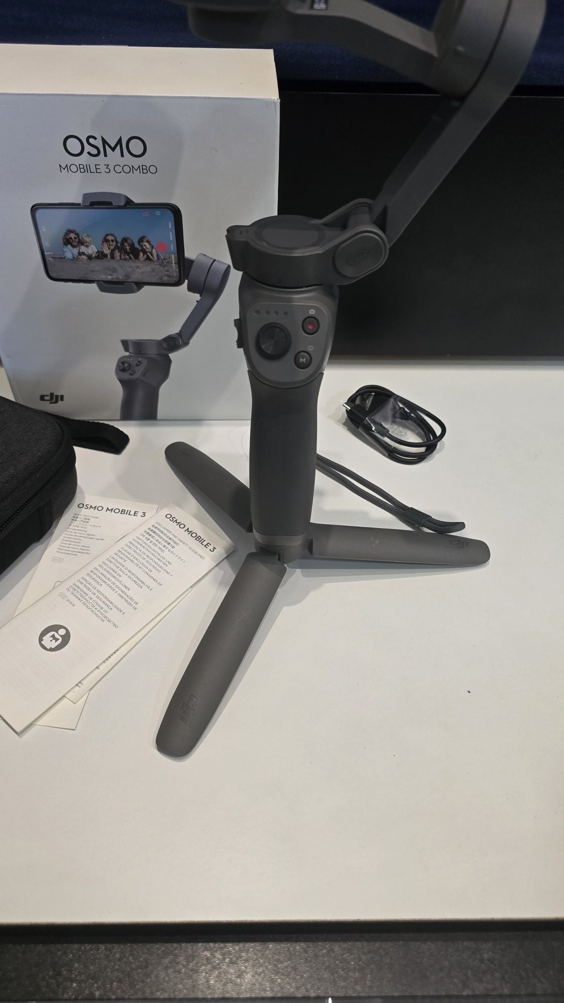 Dji osmo mobile 3 combo