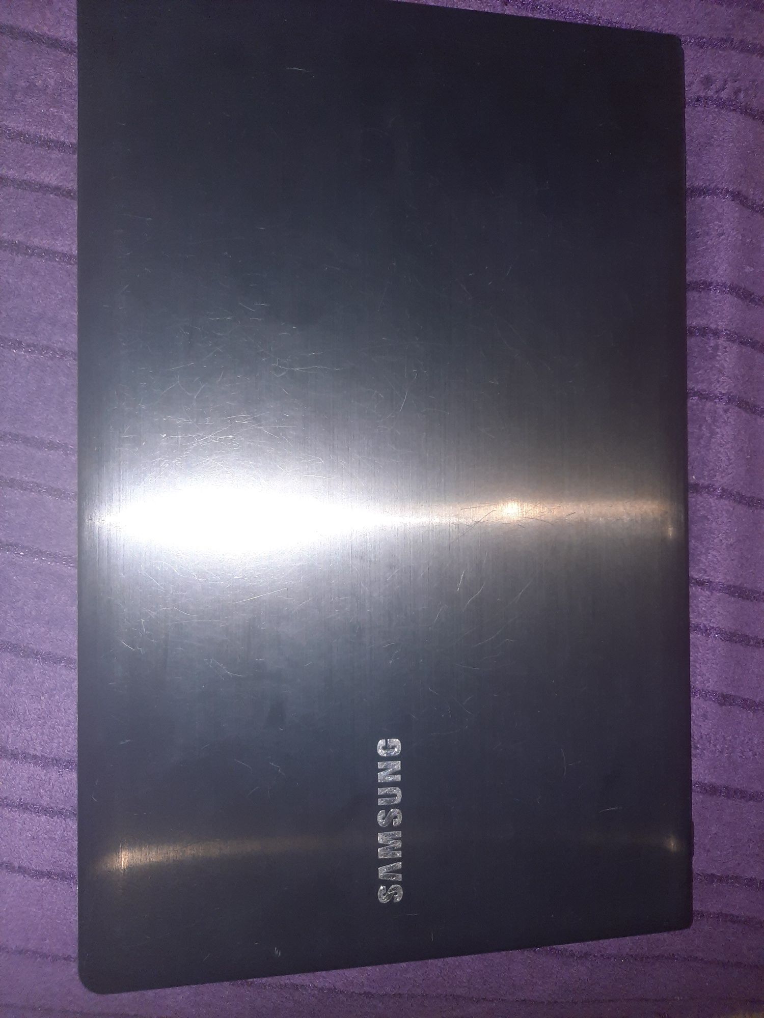 Laptop Samsung 310E plus Windows 8
