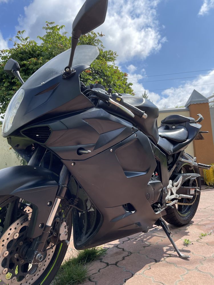 Hyosung GT250R 2012