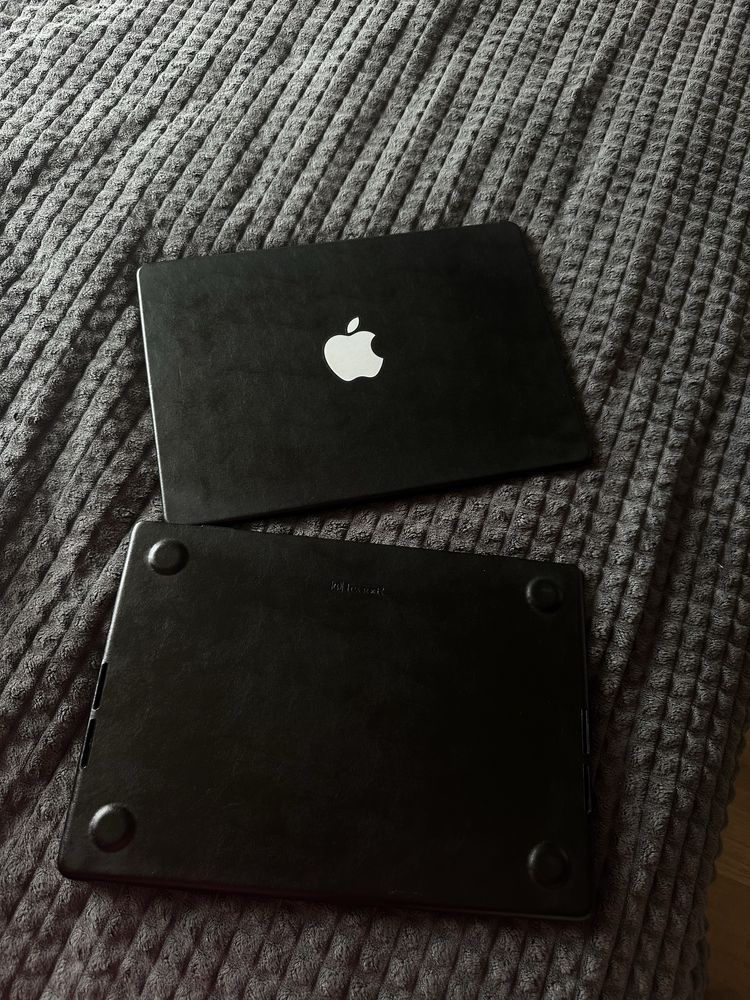 Чохол на MacBook Pro M1 під шкіру