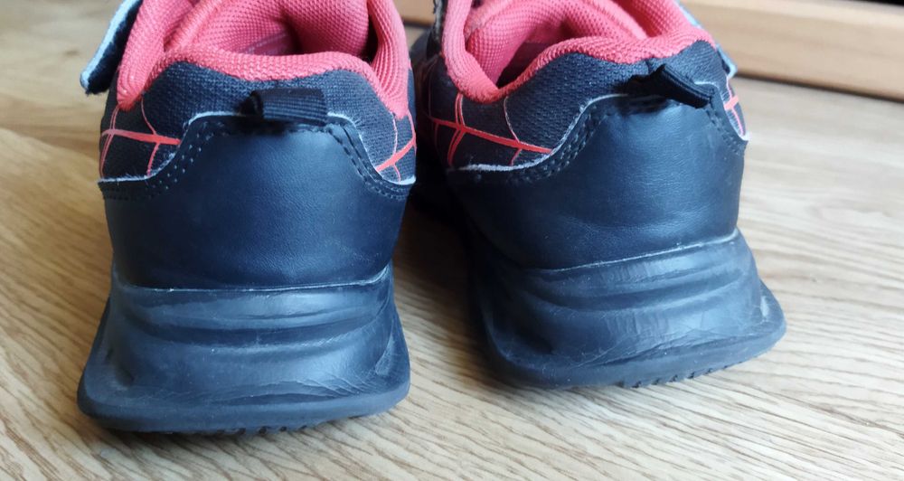 Buty adidasy Spiderman r.30 (wkł. 19,5cm)świecące