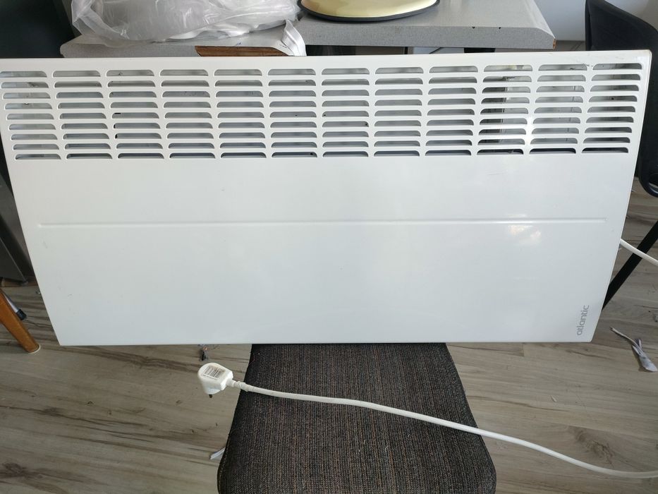 Grzejnik energooszczędny Atlantic o mocy 2200 w