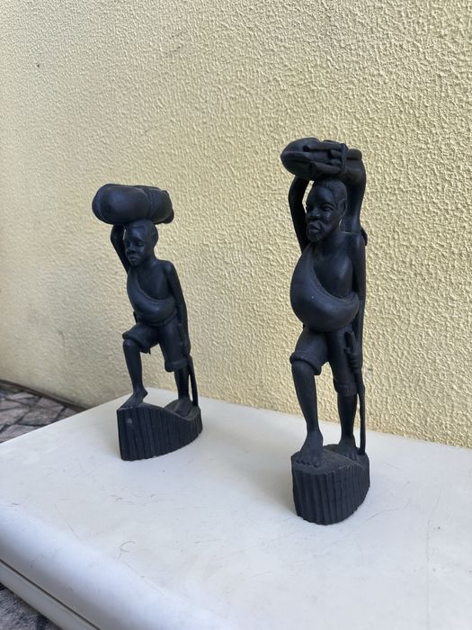 Venda várias esculturas Arte Africana Lote