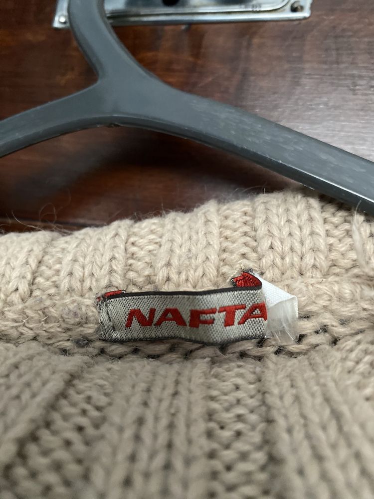 Camisola bege da Nafta