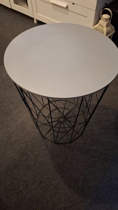 Sprzedam stolik ażurowy