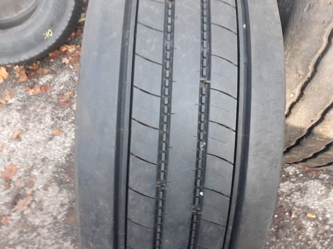 Opona 315/60r22.5 Bridgestone RS 001