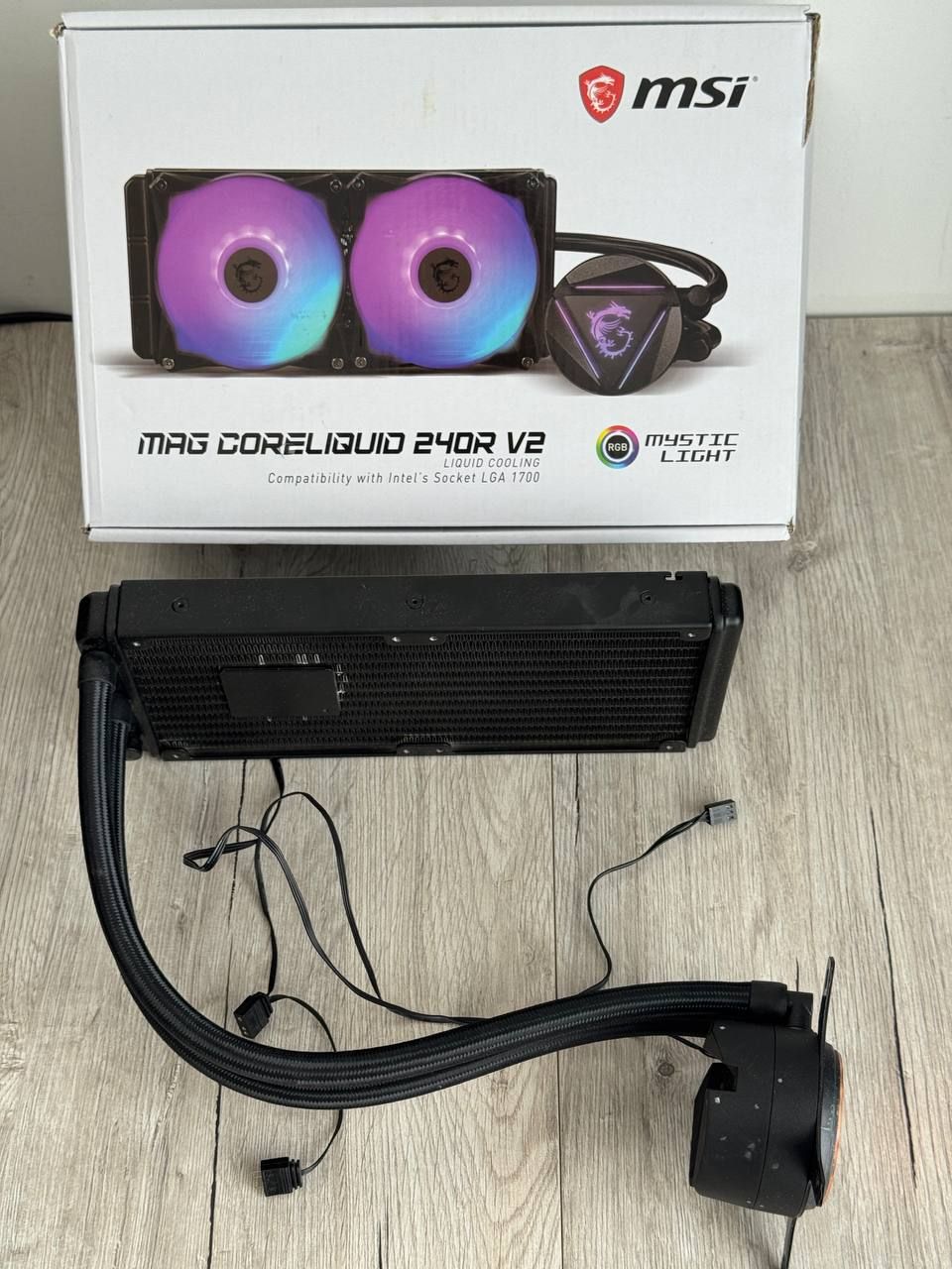 Система рідинного охолодження MSI MAG CORELIQUID 240R V2 AIO