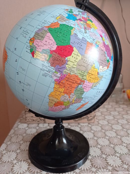 Глобус політичний