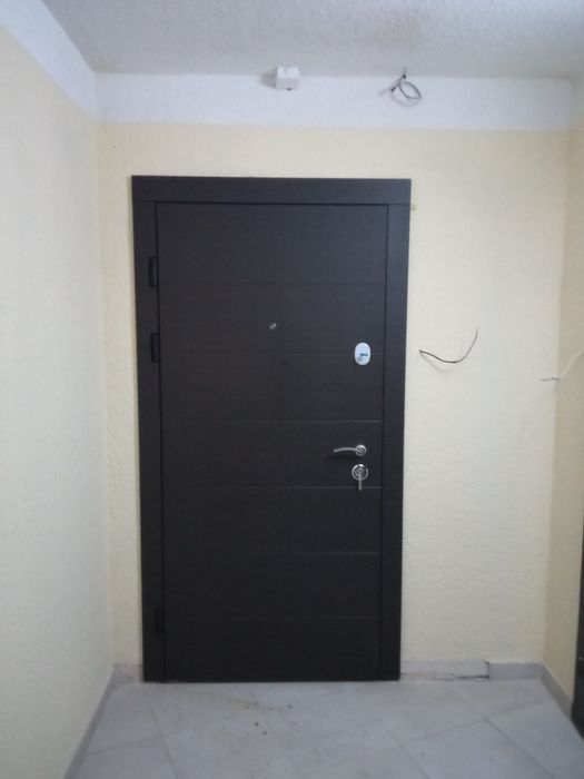 Двері монтаж безкоштовно Двері вхідні зі складу з встановленням