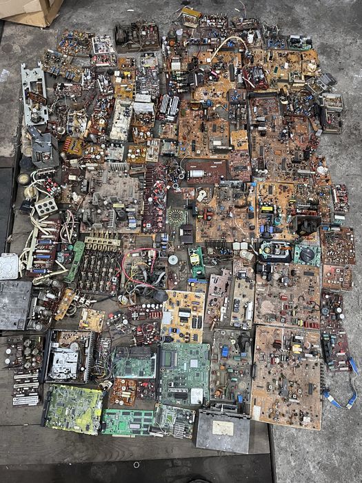 Радиодетали платы больше 20-30кг