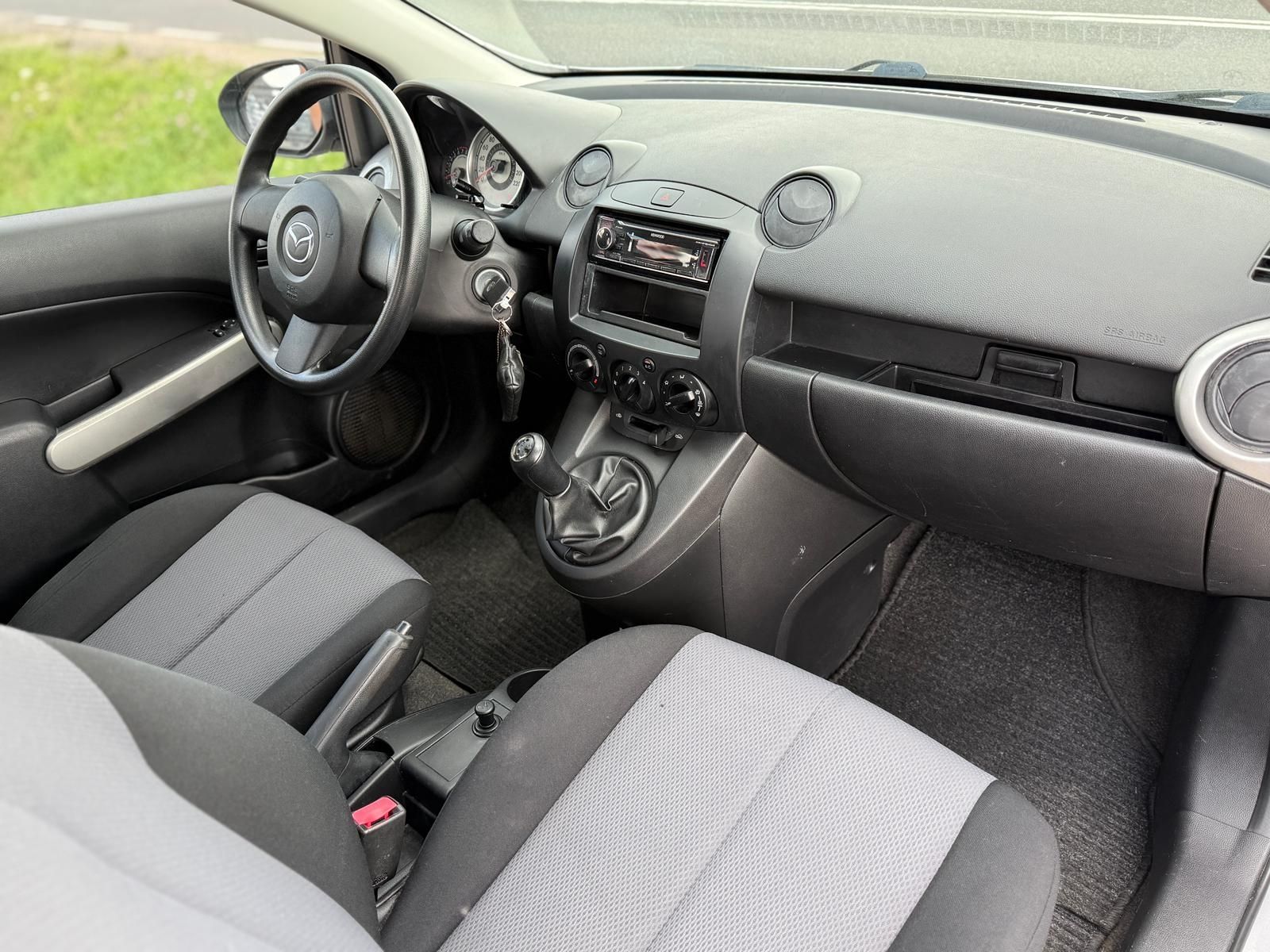 Mazda 2. Klima 5D 1.4 beb