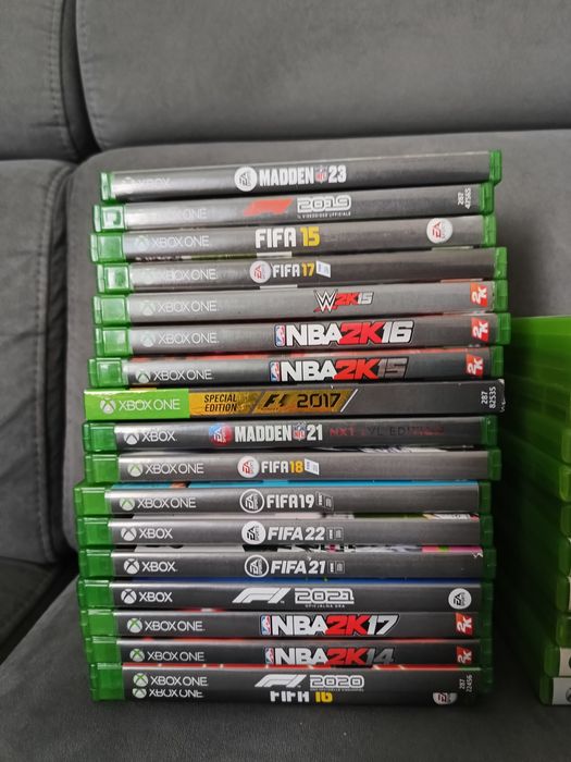 Zestaw gier Xbox One + Xbox 360 FIFA NBA f1 Madden WWE Assassin