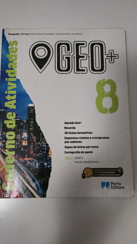 Manuais Escolares 8º Ano (16 livros) - NEGOCIÁVEL