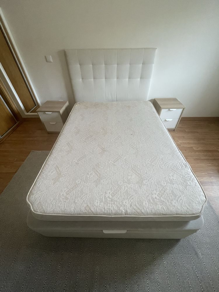 Cama tipo Somier Ikea Branco